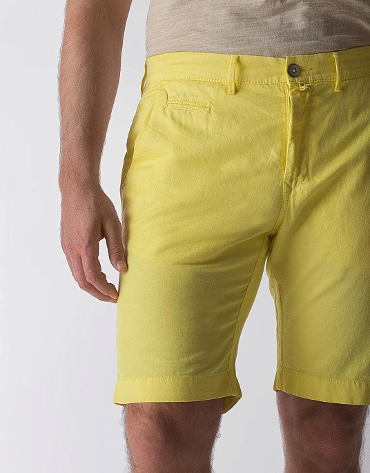 Шорти - бермуди Pierre Cardin з колекції Future Flex у яскраво-жовтому кольорі