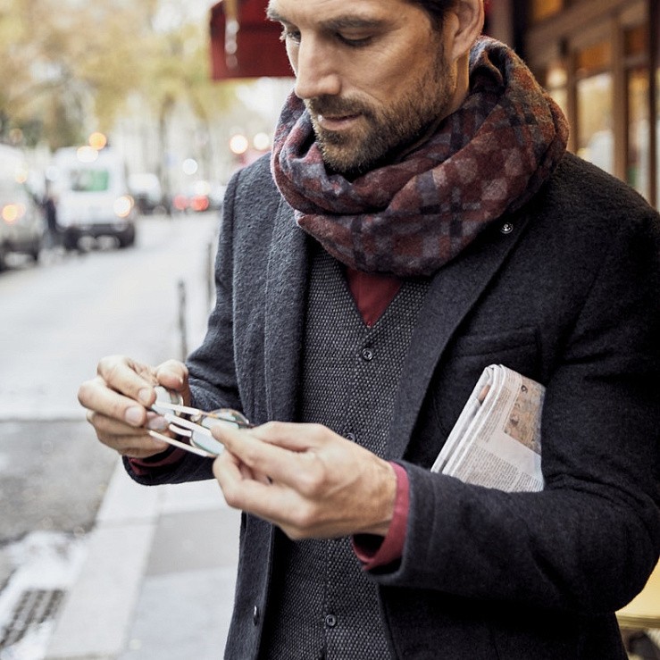 Мужской шарф: как выбрать и с чем носить?