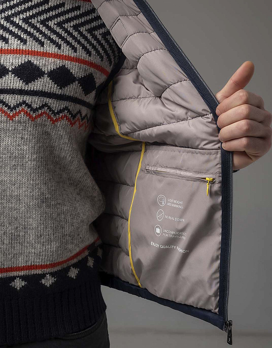 Жилет Bugatti в темно-синем цвете