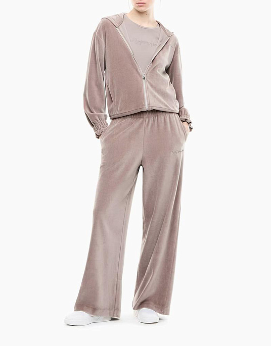 Женский спортивный костюм EA7 Emporio Armani в серо-бежевом цвете