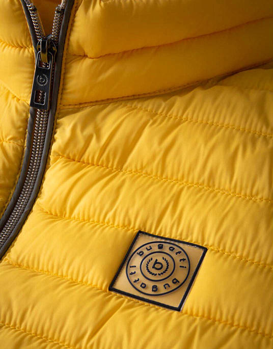 Жилет Bugatti в желтом цвете