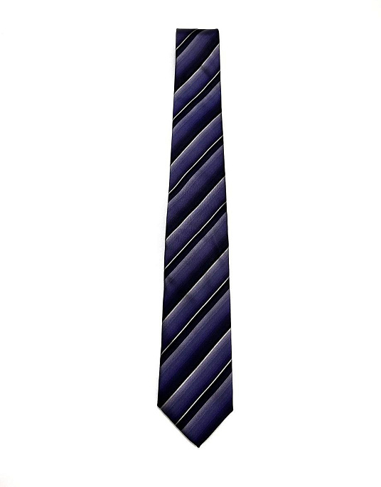 Краватка BOSS фіолетового кольору у смужку