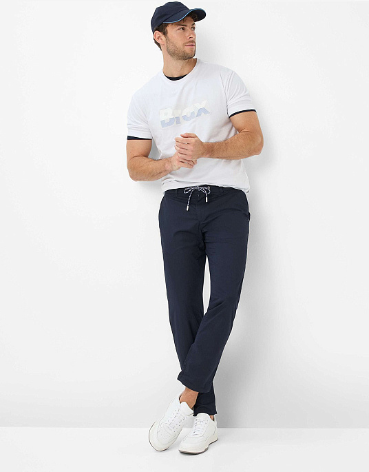 Мужские брюки-чиносы Brax Chino Modern Fit тёмно-синего цвета