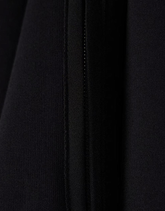 Чоловічий спортивний костюм EA7 Emporio Armani у чорного кольорі