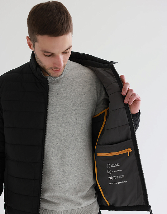 Куртка короткая Bugatti в черном цвете