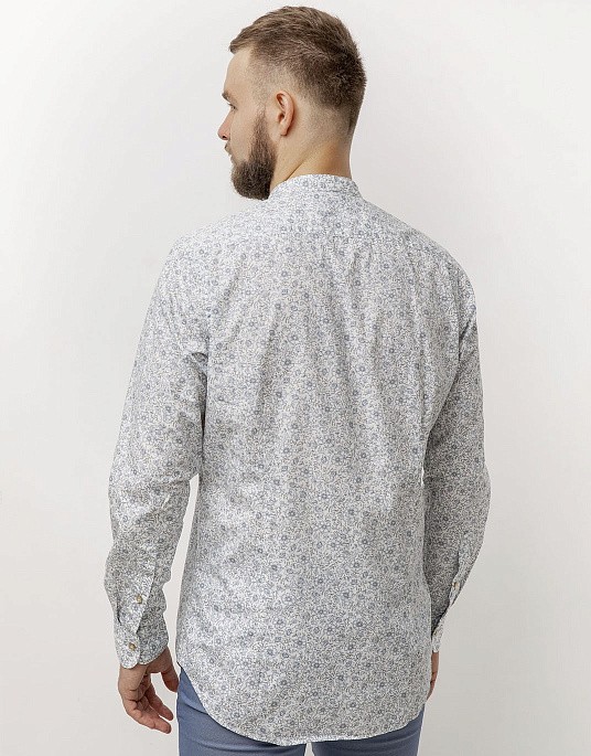 Рубашка Pierre Cardin из эксклюзивной коллекции Le Bleu с воротом-стойкой в белом цвете