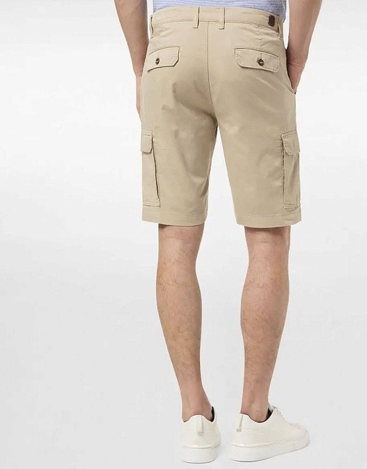 Шорти Pierre Cardin з косими кишенями в бежевому кольорі