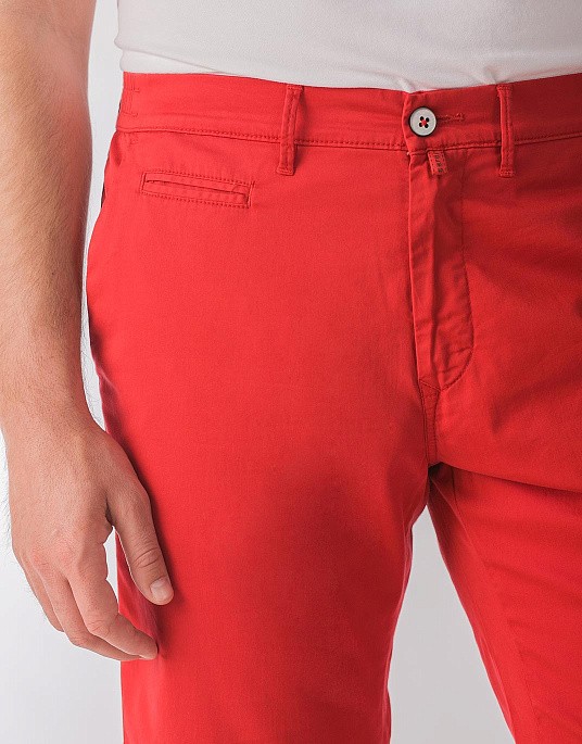 Шорти - бермуди Pierre Cardin із колекції Future Flex у червоному кольорі