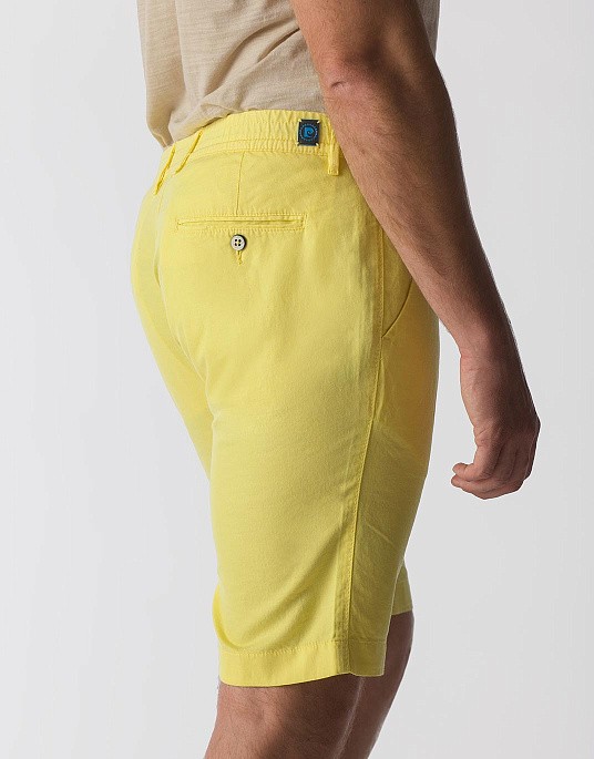 Шорти - бермуди Pierre Cardin з колекції Future Flex у яскраво-жовтому кольорі