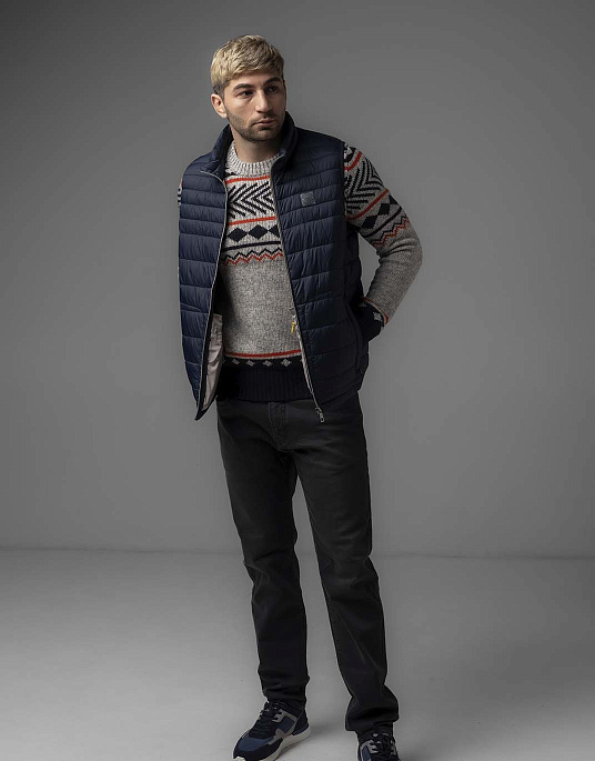 Жилет Bugatti в темно-синем цвете