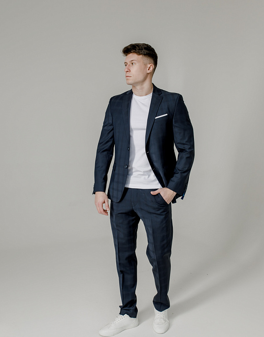 Костюм Pierre Cardin из коллекции Future Flex в темно-синем цвете с принтом "клеточка"