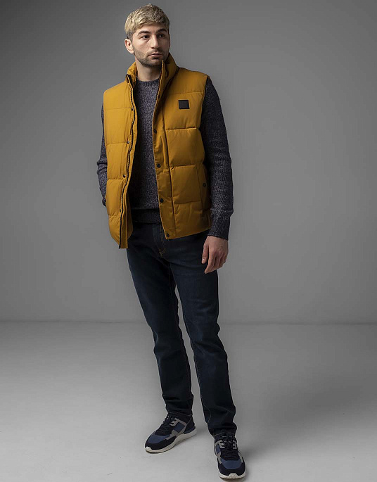 Жилет Pierre Cardin в желтом цвете