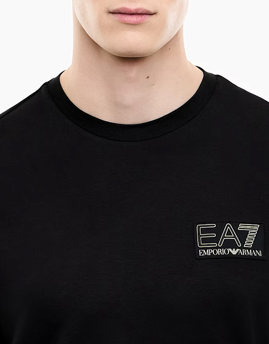 Чоловіча футболка EA7 Emporio Armani у чорному кольорі