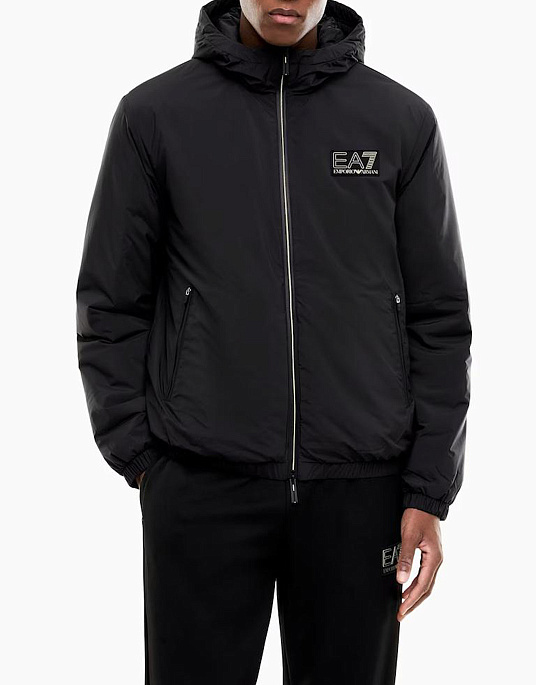 Чоловіча куртка EA7 Emporio Armani у чорному кольорі